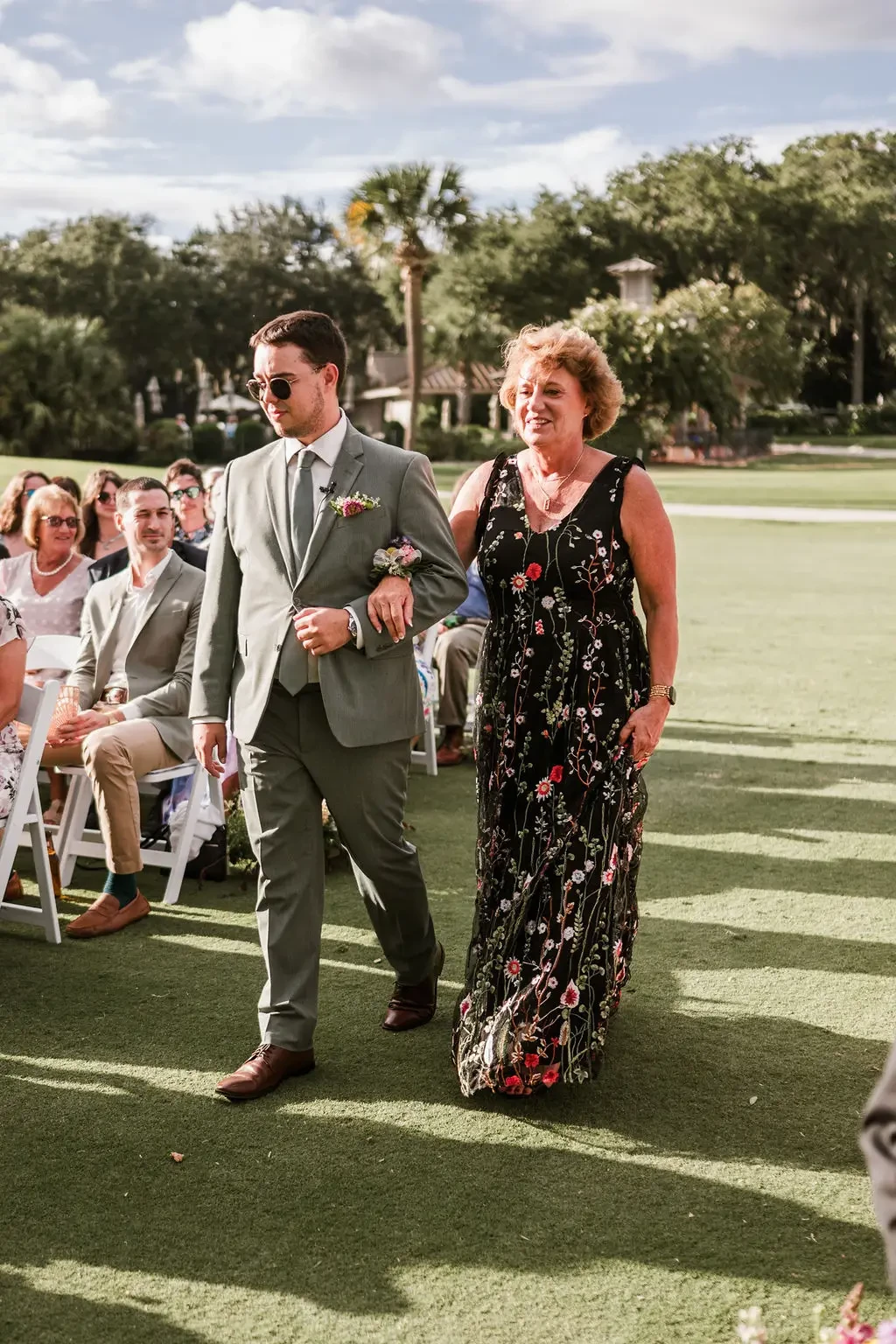 groom and mother