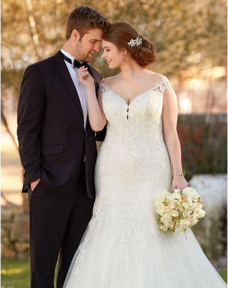 Plus size bride in white gown