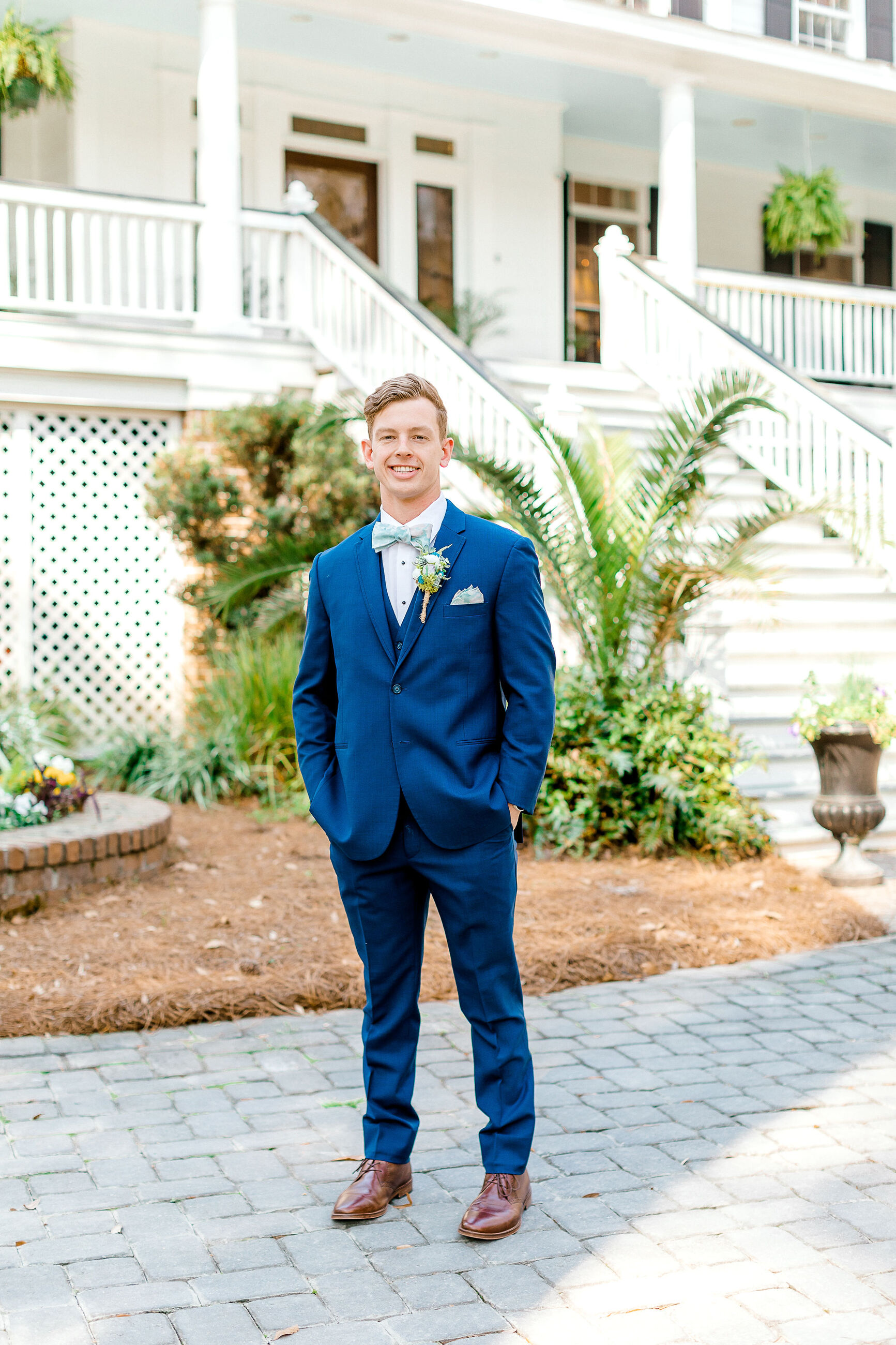 groom look wedding