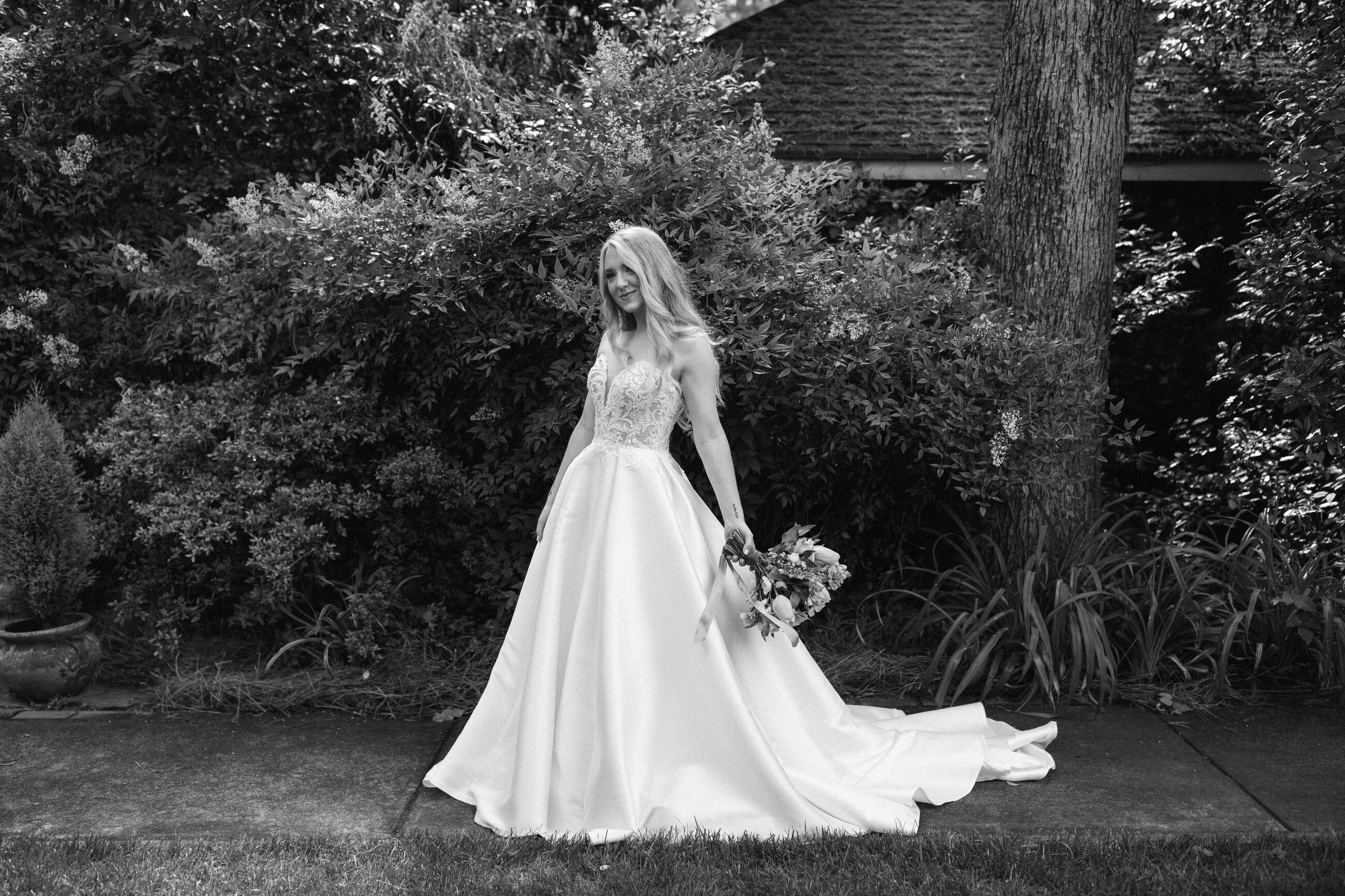 D2486, Essense of Australia, Ball Gown, Wedding dress