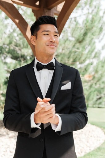Style Michael Kors Berkeley Tuxedo Jim's Formal Wear #0 default thumbnail