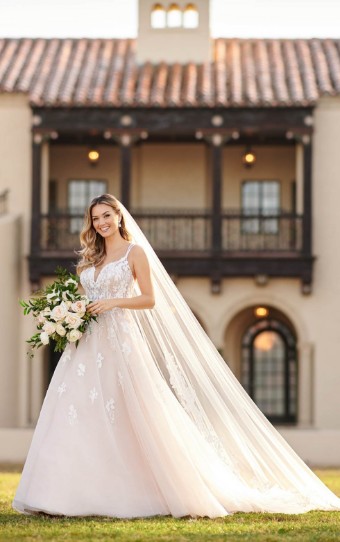 Style Elizabeth Stella York #5 thumbnail
