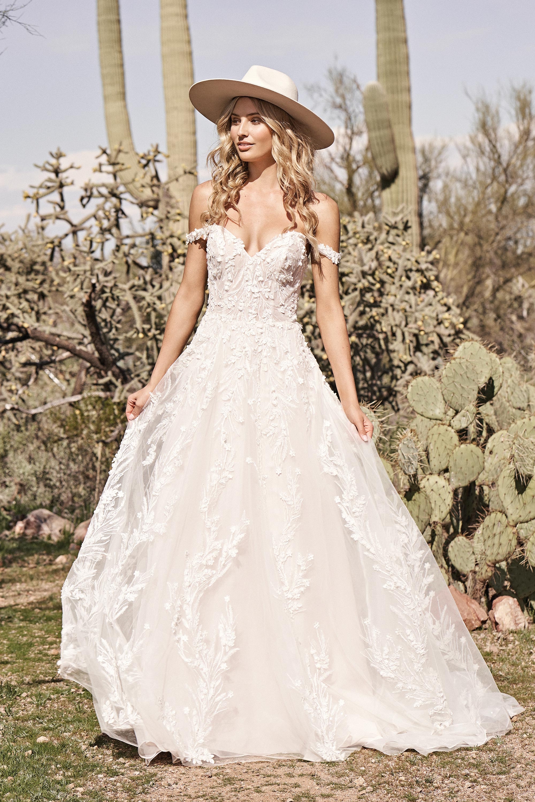 Lillian west plus sale size
