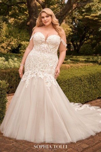 Style Linh Sophia Tolli #2 thumbnail