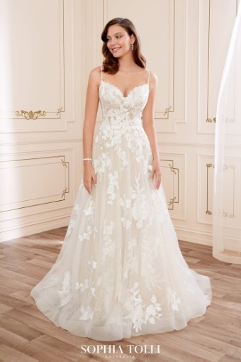 Style Tiffany Sophia Tolli #3 thumbnail