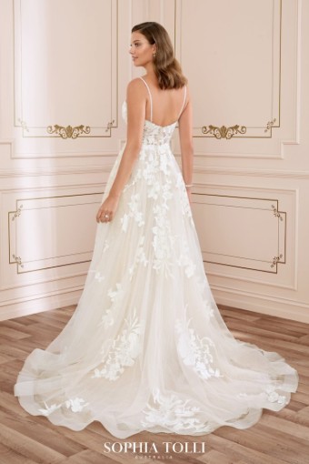 Style Tiffany Sophia Tolli #4 thumbnail