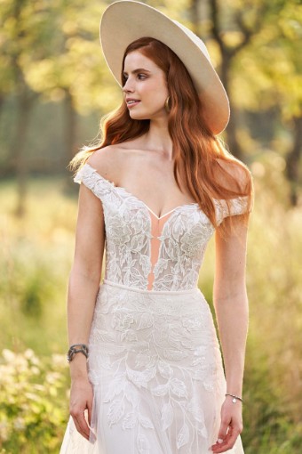 Style Harley (raised neckline) Lillian West #4 thumbnail