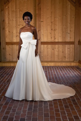 Style Tyra Essense of Australia #1 Ivory/White thumbnail