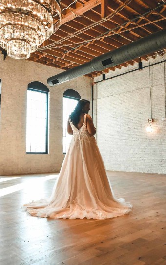 Style Melissa Essense of Australia #2 Ivory thumbnail