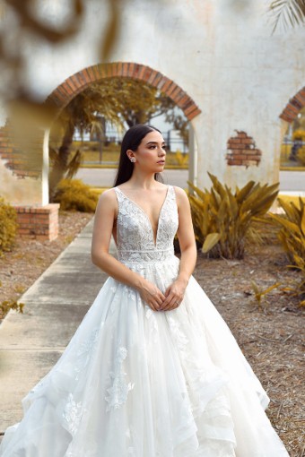 Style Molly Essense of Australia #1 Ivory thumbnail