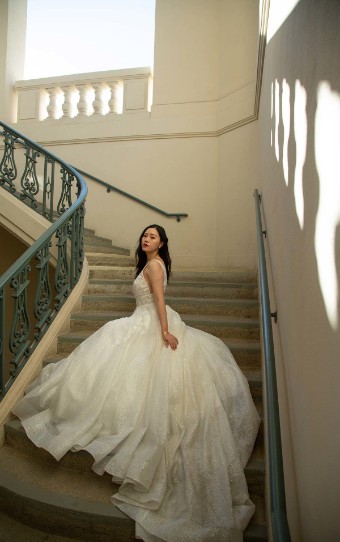 Style Brittany Essense of Australia #8 thumbnail