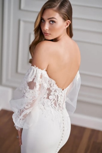 Style Ava Martin Thornburg #3 Ivory thumbnail