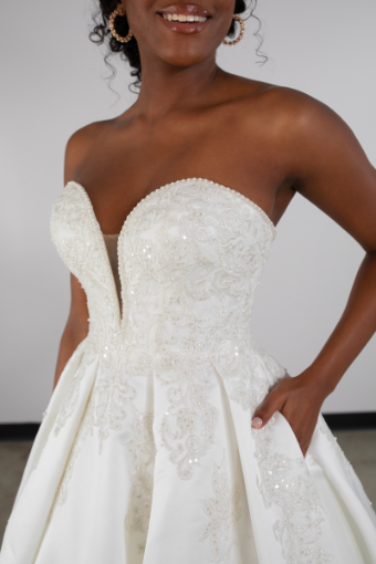 Style Rosa Essense of Australia #2 Ivory thumbnail