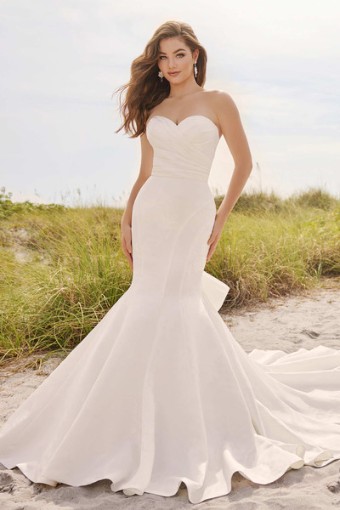 Style Debbie Martin Thornburg #0 default Diamond White thumbnail