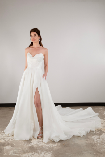 Style Colbie Essense of Australia #7 default Ivory Silver/Ivory/Ivory thumbnail