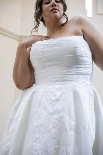 Style Evangeline - Organza Dress and Shawl Essense of Australia #2 thumbnail