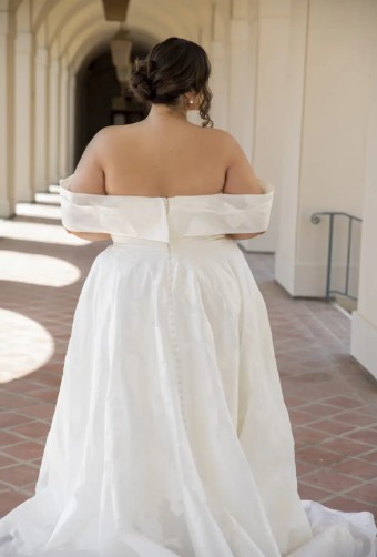 Style Evangeline - Organza Dress and Shawl Essense of Australia #6 thumbnail