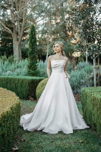 Style Nicole Stella York #6 thumbnail