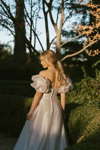 Style Nicole Stella York #9 thumbnail