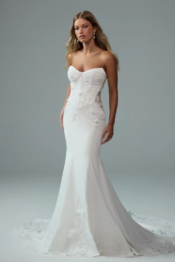 Style Ember Sophia Tolli #4 thumbnail