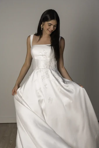 Style Chloe Stella York #4 thumbnail